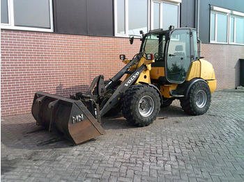 Kolesový nakladač VOLVO L25B