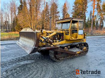 Stavebné stroje CATERPILLAR D6