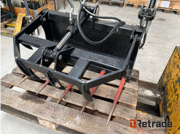 Stroj na silážovanie AVANT