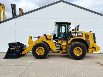 Kolesový nakladač CATERPILLAR 950M