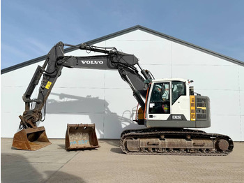 Pásové rýpadlo VOLVO ECR235EL