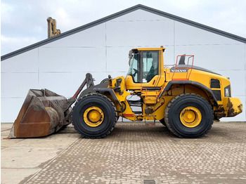 Kolesový nakladač VOLVO L220H