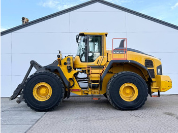 Kolesový nakladač VOLVO L220H