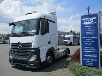 Ťahač MERCEDES-BENZ Actros 1845