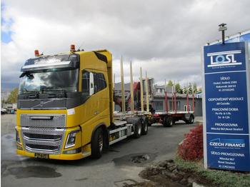 Nákladné vozidlo na prepravu dreva VOLVO FH16 750