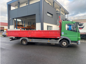 Valníkový/ Plošinový nákladný automobil MERCEDES-BENZ Atego 818