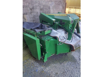 Kosačka JOHN DEERE