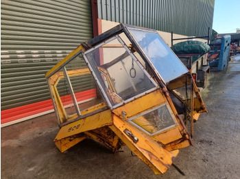 Kabína MASSEY FERGUSON