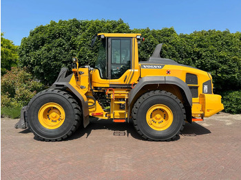 Kolesový nakladač VOLVO L120H