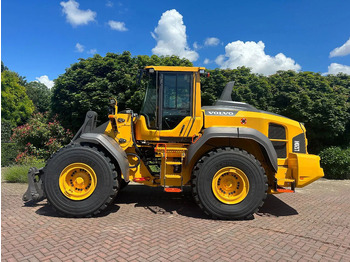 Kolesový nakladač VOLVO L120H