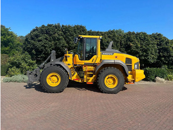 Kolesový nakladač VOLVO L120H