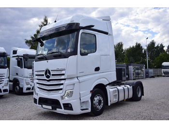 Ťahač MERCEDES-BENZ Actros 1845