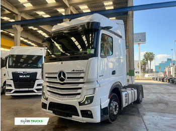 Ťahač MERCEDES-BENZ Actros 1845