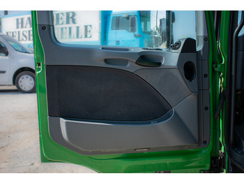 Dvere a diely MERCEDES-BENZ Actros