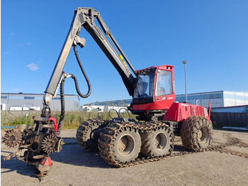 Lesnícky harvestor VALMET