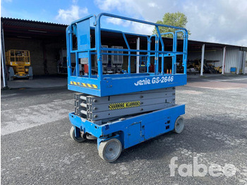 Samohybná plošiny GENIE GS2646