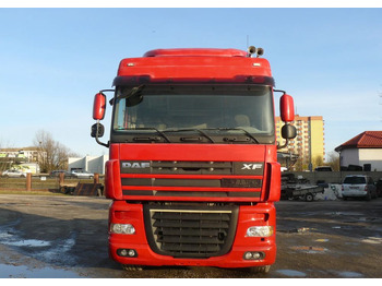 Ťahač DAF XF 105 460