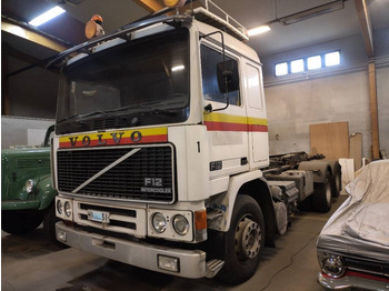 Ramenový nosič kontajnerov VOLVO F12
