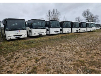 Prímestský autobus IRISBUS