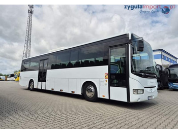 Prímestský autobus IRISBUS