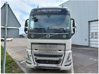 Ťahač VOLVO FH 500