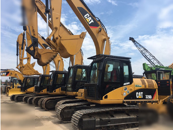 Pásové rýpadlo CATERPILLAR 320D