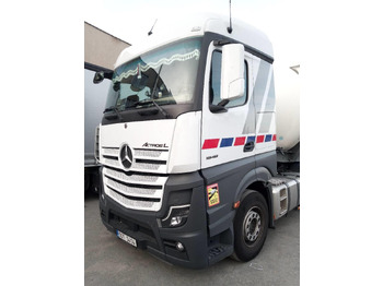 Ťahač MERCEDES-BENZ Actros 1848