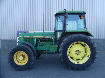 Traktor JOHN DEERE 40 Series