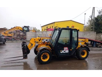Teleskopický nakladač JCB