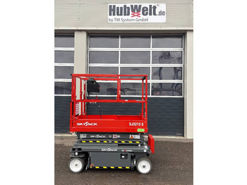Samohybná plošiny SKYJACK