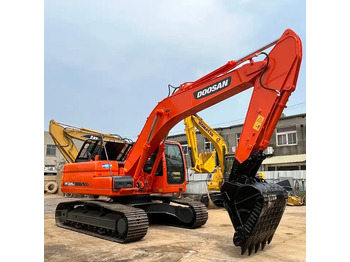 Pásové rýpadlo DOOSAN DX225LC