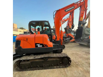 Pásové rýpadlo DOOSAN DX60