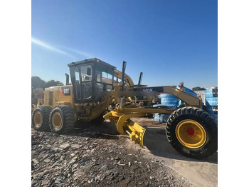 Zrovnávač CATERPILLAR 140G