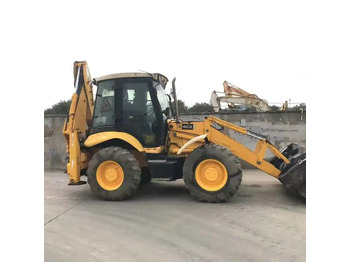 Rýpadlo-nakladač JCB 3CX