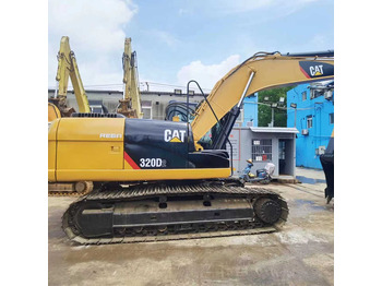 Pásové rýpadlo CATERPILLAR 320D2