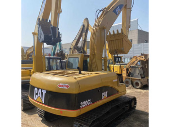 Pásové rýpadlo CATERPILLAR 320GC