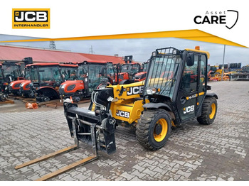 Teleskopický nakladač JCB