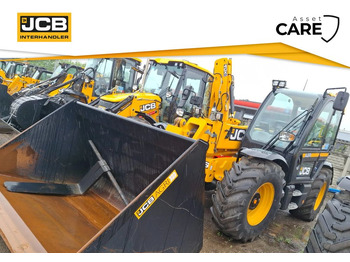 Teleskopický nakladač JCB