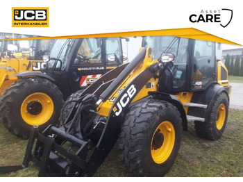 Kolesový nakladač JCB 409