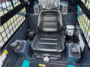 Šmykom riadený nakladač SUNWARD SWL2830 SUNWARD /BOBCAT: obrázok 5 Šmykom riadený nakladač SUNWARD SWL2830 SUNWARD /BOBCAT: obrázok 5