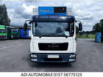 Chladirenské nákladné vozidlo MAN TGL 8.180