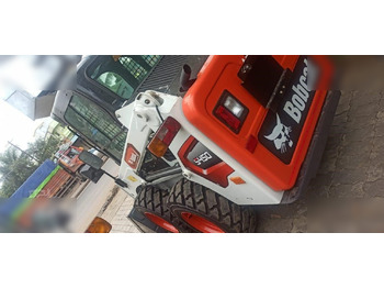 Šmykom riadený nakladač BOBCAT S450