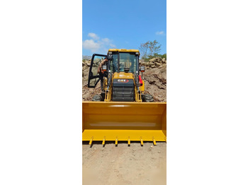 Leasing CATERPILLAR 424 CATERPILLAR 424: obrázok 3