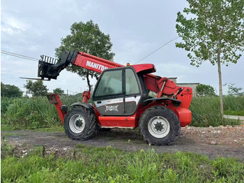 Teleskopický nakladač MANITOU
