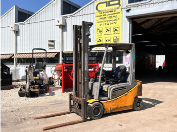 Elektrický vysokozdvižný vozík JUNGHEINRICH EFG