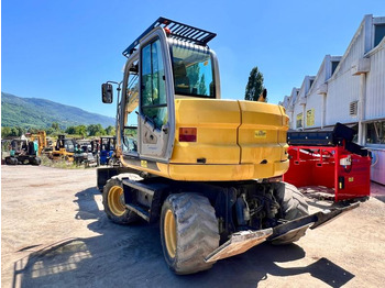 Leasing New Holland MH 2.6 PELLE A PNEUS 10T New Holland MH 2.6 PELLE A PNEUS 10T: obrázok 3