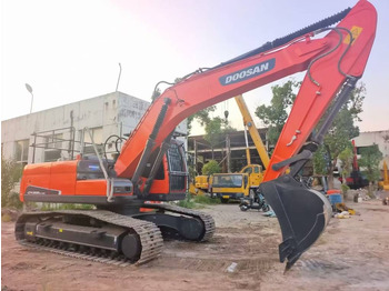 Pásové rýpadlo DOOSAN DX225LC