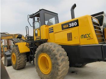 Kolesový nakladač KOMATSU WA380