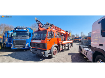 Auto s hydraulickou rukou MERCEDES-BENZ