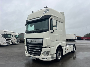 Ťahač DAF XF 530